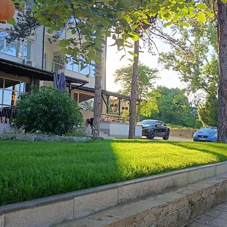 Otel комплекс Madzharovo